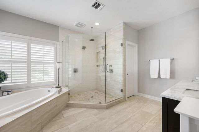 1910 Rue De St Tropez 6, Austin, TX 78746