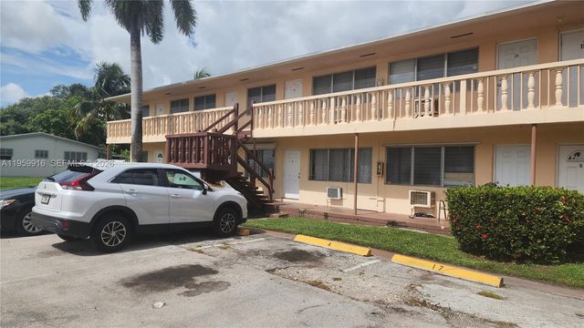 280 SW 11th Ave 5, Hallandale Beach, FL 33009