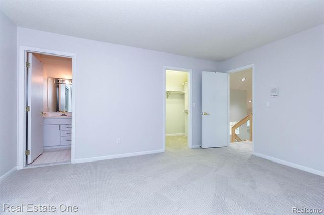 3738 Cherrywood Court, Rochester Hills, MI 48309