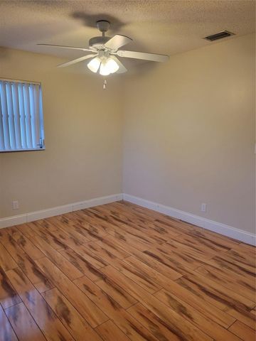 1170 NW 90th Avenue, Plantation, FL 33322