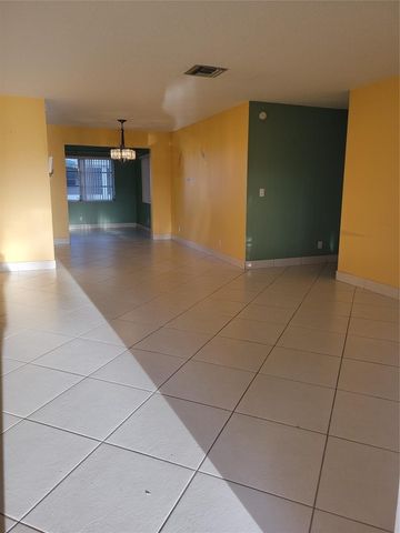 1170 NW 90th Avenue, Plantation, FL 33322