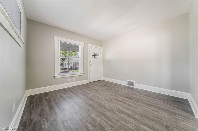1462 E 173rd Street, Cleveland, OH 44110