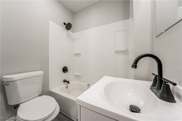 1462 E 173rd Street, Cleveland, OH 44110