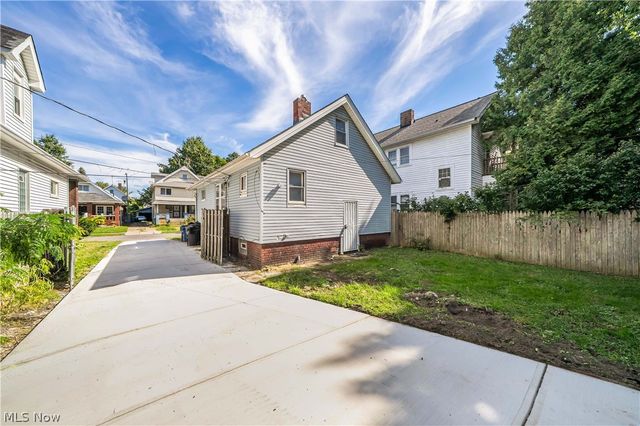 1462 E 173rd Street, Cleveland, OH 44110