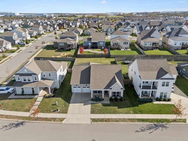 4011 John Marsh Rd, Spring Hill, TN 37174