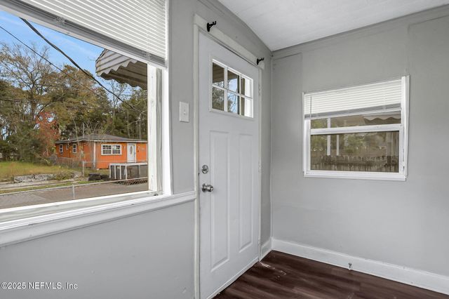 2070 WOODSIDE Street, Jacksonville, FL 32209