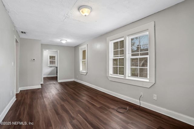 2070 WOODSIDE Street, Jacksonville, FL 32209