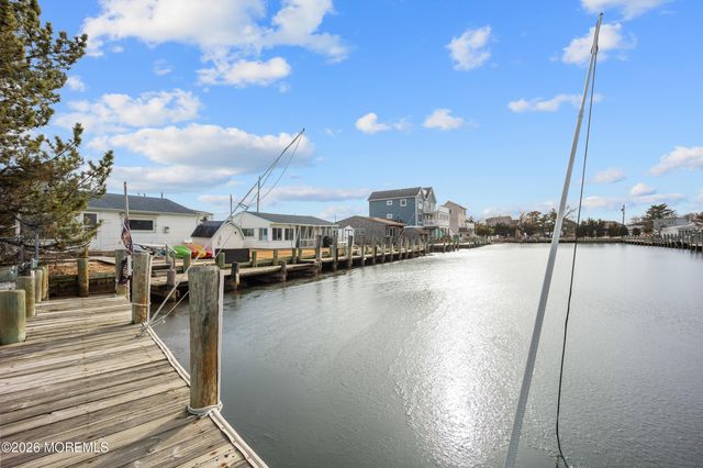 1407 Riverview Drive, Forked River, NJ 08731