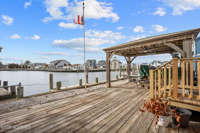 1407 Riverview Drive, Forked River, NJ 08731