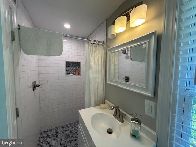 8090 BOZMAN NEAVITT RD, Bozman, MD 21612