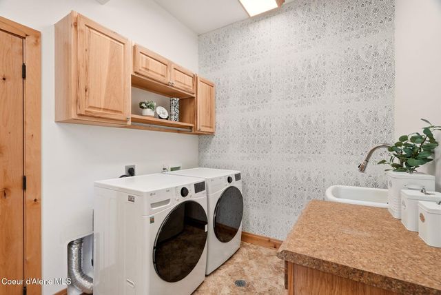 735 S BUSHWACKER RD, Coeur D'alene, ID 83814