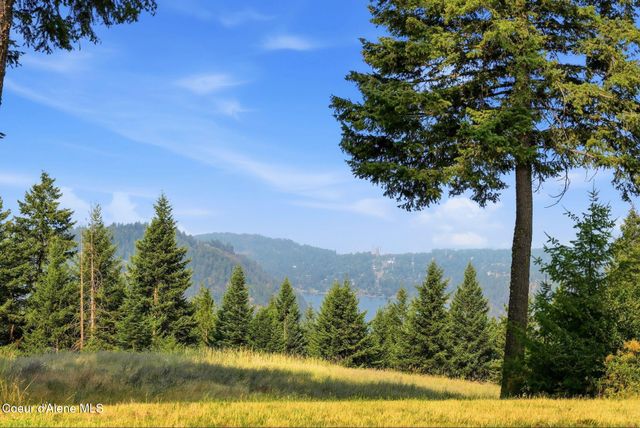 735 S BUSHWACKER RD, Coeur D'alene, ID 83814