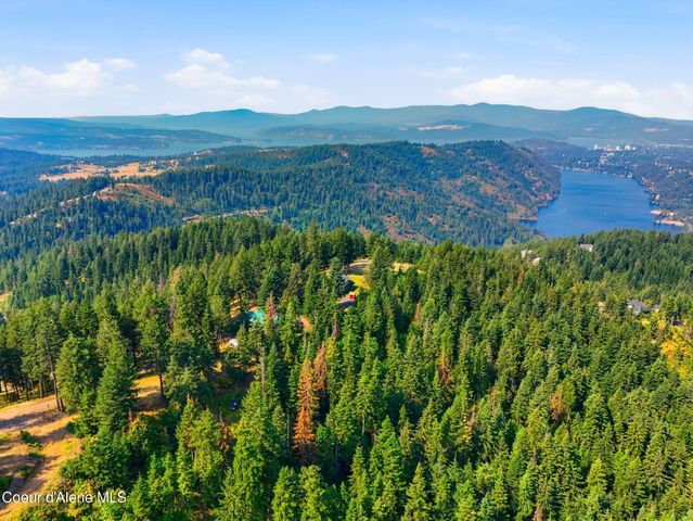 735 S BUSHWACKER RD, Coeur D'alene, ID 83814