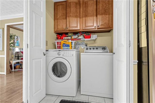 3012 Overwood Lane SW, Snellville, GA 30078