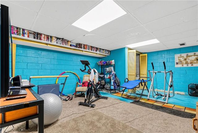 3012 Overwood Lane SW, Snellville, GA 30078
