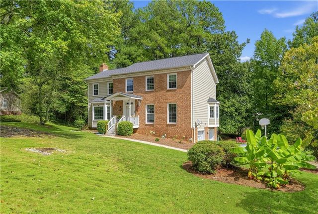 3012 Overwood Lane SW, Snellville, GA 30078