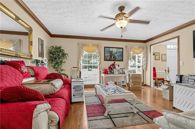 3012 Overwood Lane SW, Snellville, GA 30078