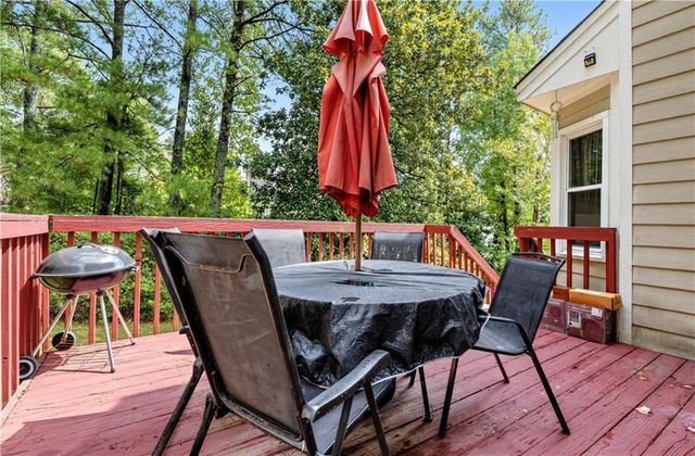3012 Overwood Lane SW, Snellville, GA 30078