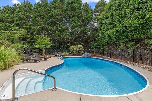5404 Dutch Elm Drive, Apex, NC 27539