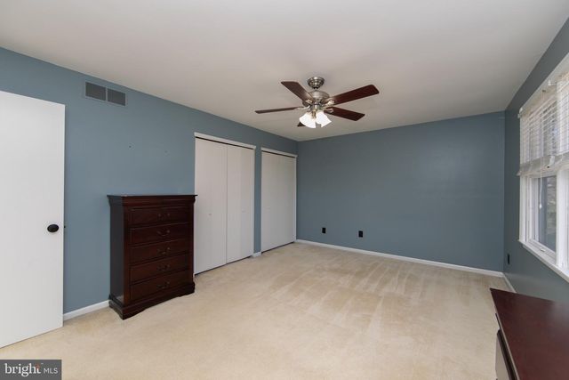 579 LINCOLN RD, Pilesgrove, NJ 08098