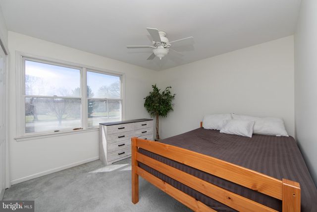 579 LINCOLN RD, Pilesgrove, NJ 08098