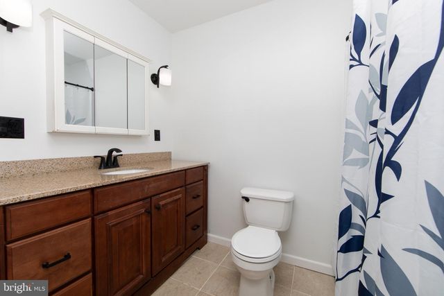 579 LINCOLN RD, Pilesgrove, NJ 08098