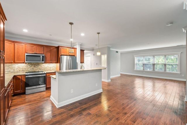 3175 Tremont Road, 409, Columbus, OH 43221