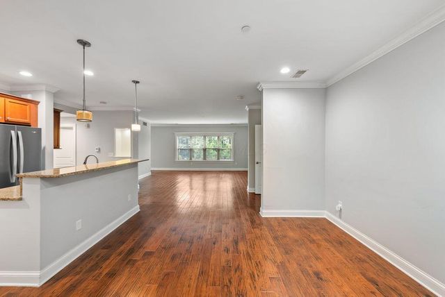 3175 Tremont Road, 409, Columbus, OH 43221