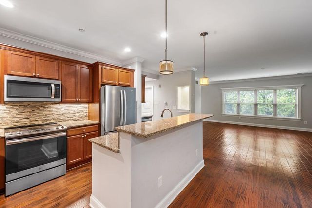 3175 Tremont Road, 409, Columbus, OH 43221