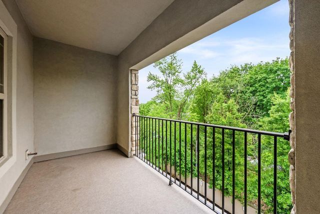 3175 Tremont Road, 409, Columbus, OH 43221