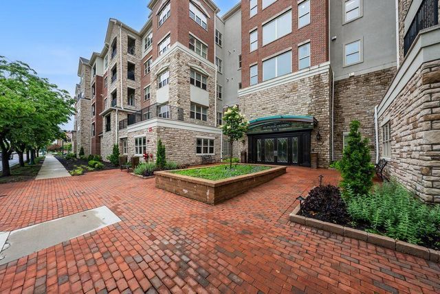 3175 Tremont Road, 409, Columbus, OH 43221