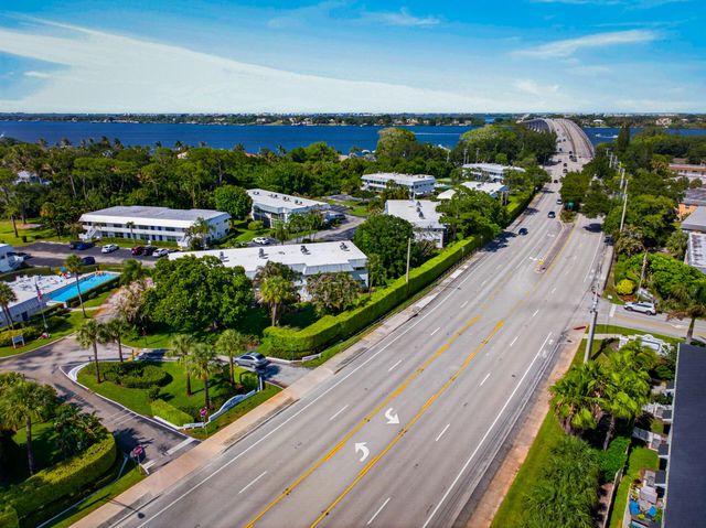 2929 SE Ocean Boulevard 103-9, Stuart, FL 34996