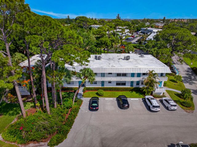 2929 SE Ocean Boulevard 103-9, Stuart, FL 34996
