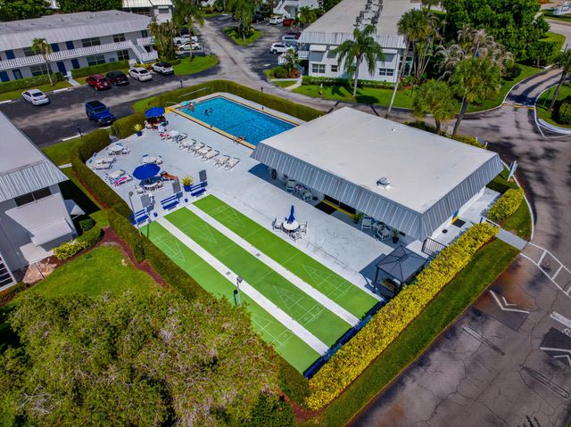 2929 SE Ocean Boulevard 103-9, Stuart, FL 34996