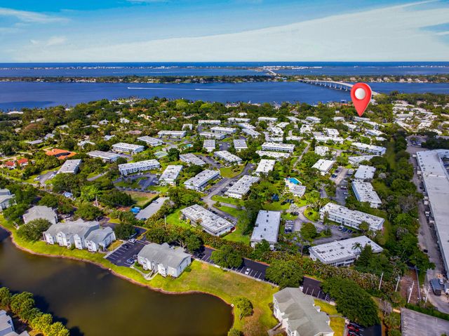 2929 SE Ocean Boulevard 103-9, Stuart, FL 34996