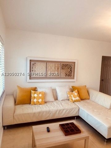 2251 SW 27th St 5, Miami, FL 33133