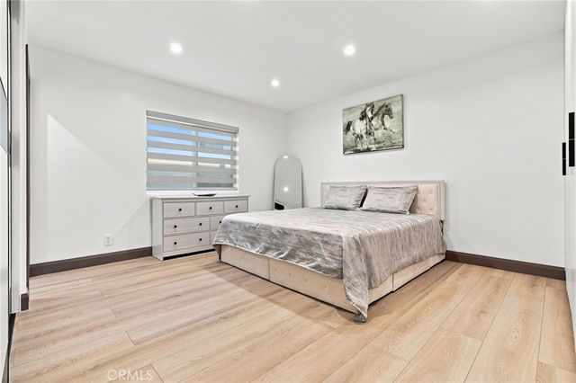 5954 Carpenter Avenue, Valley Village, CA 91607