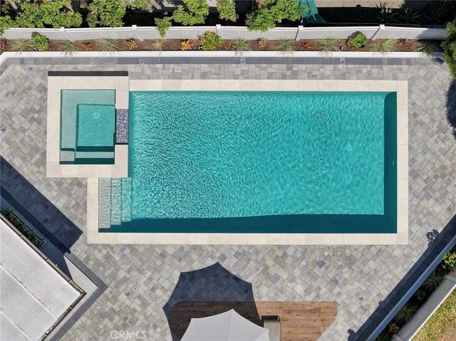 5954 Carpenter Avenue, Valley Village, CA 91607