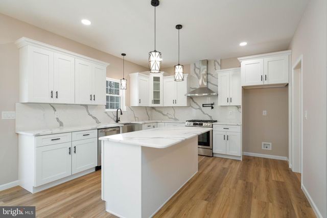 1162 S SPRING RD, Vineland, NJ 08361