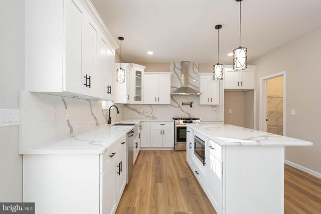 1162 S SPRING RD, Vineland, NJ 08361