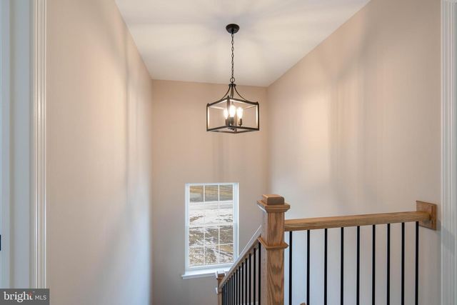 1162 S SPRING RD, Vineland, NJ 08361