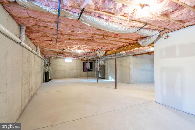 1162 S SPRING RD, Vineland, NJ 08361