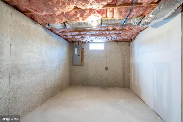 1162 S SPRING RD, Vineland, NJ 08361