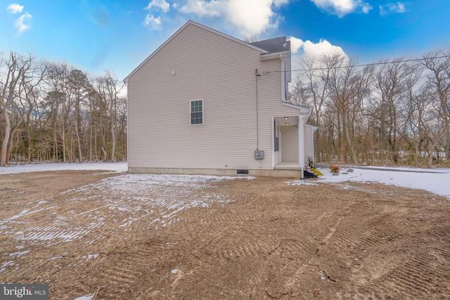 1162 S SPRING RD, Vineland, NJ 08361