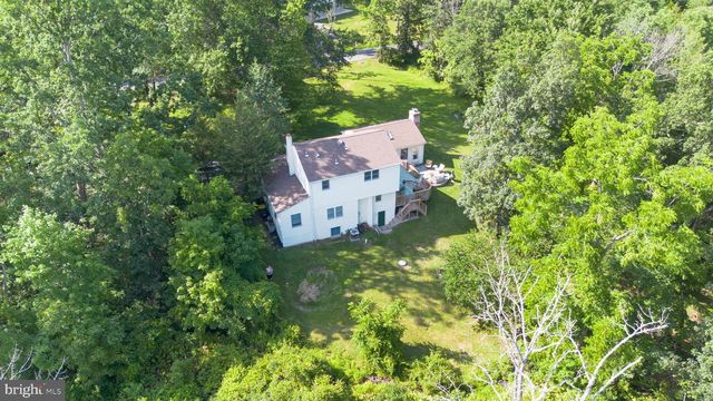 104 MENG RD, Schwenksville, PA 19473