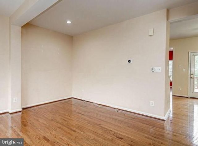 2541 BANSHIRE DR, Herndon, VA 20171