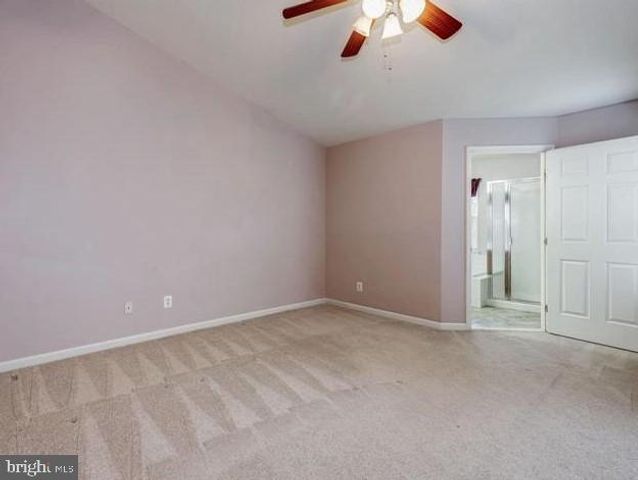 2541 BANSHIRE DR, Herndon, VA 20171