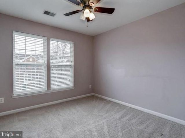 2541 BANSHIRE DR, Herndon, VA 20171