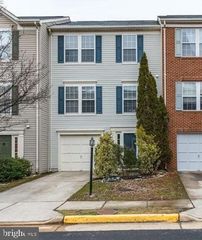 2541 BANSHIRE DR, Herndon, VA 20171