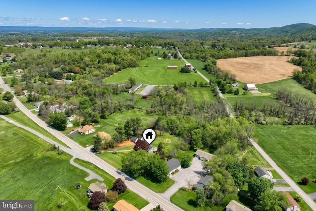 823 BALTIMORE ST, Dillsburg, PA 17019